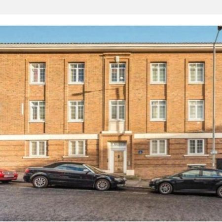 2 Bedroom Apartment In Kidderminster Eksteriør bilde